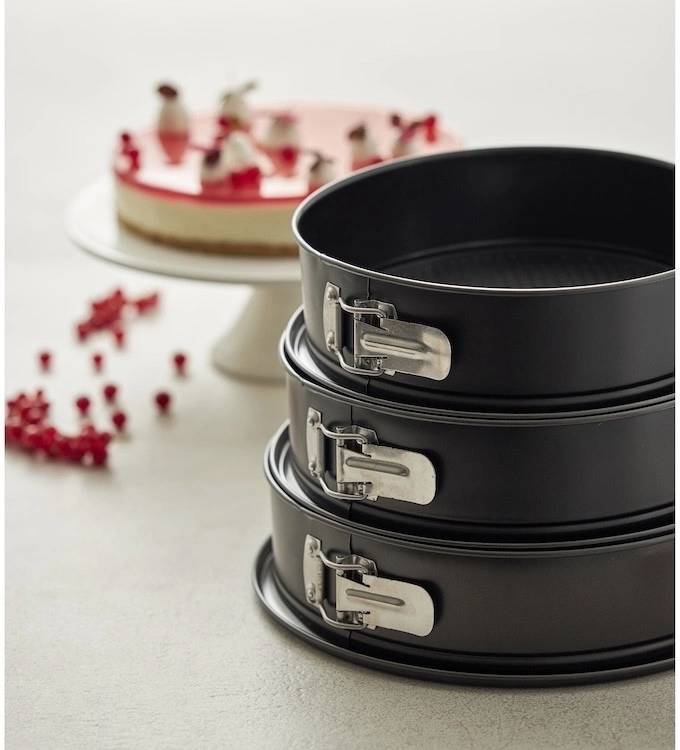 Blomsterbergs Forma na dort 28 cm Steel