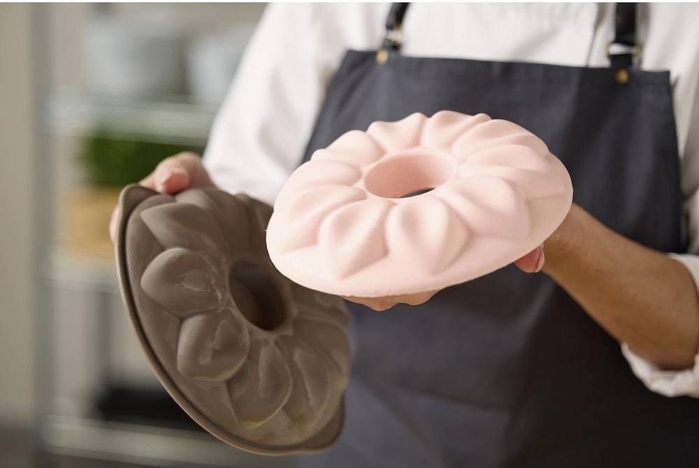 Blomsterbergs Silikonová forma na pěnu Květina 20x3,8 cm