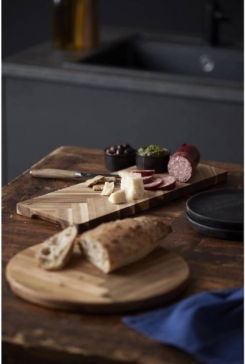 Holm Servírovací prkénko z akáciového dřeva 45x16,5x1,9 cm