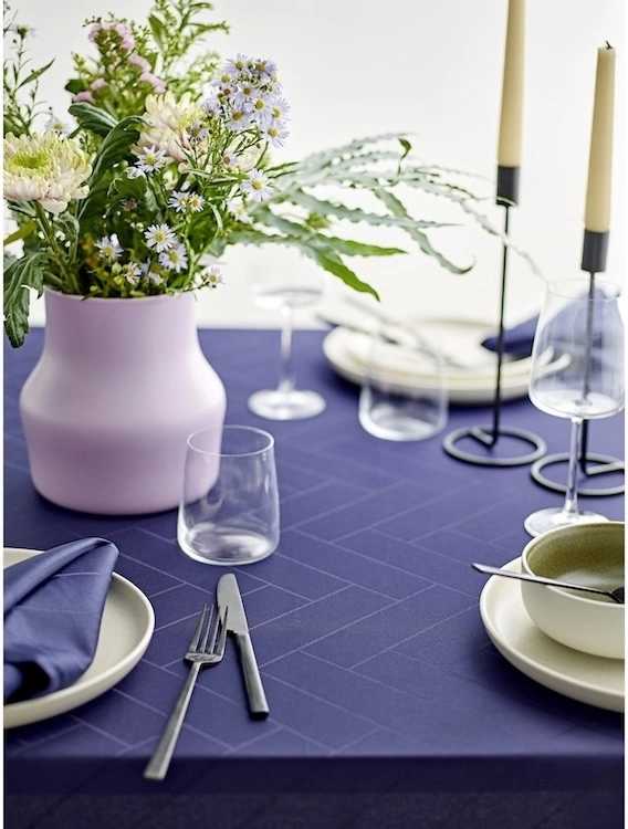 Södahl Akrylový ubrus s protiskluzovou úpravou 140 cm Tiles Indigo