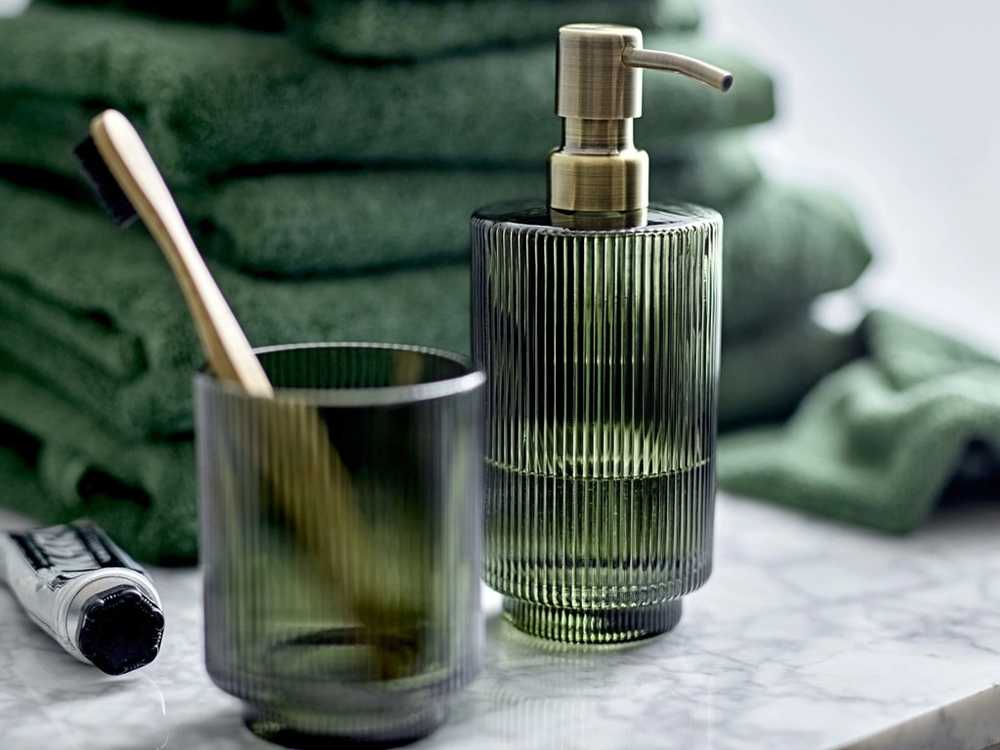 Södahl Kelímek na zubní kartáček Clarity Dark Green Glass