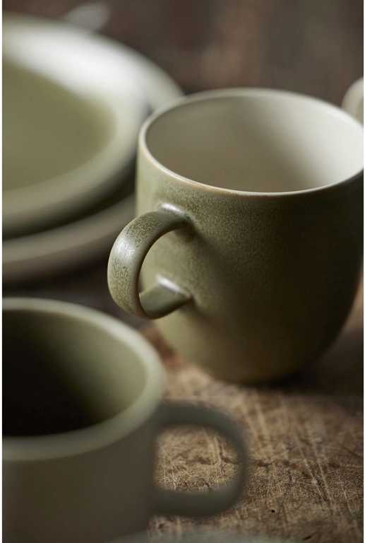 Studio Round Kameninový hrnek North 33 cl Matte Moss/White