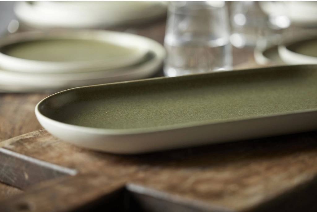 Studio Round Kameninový servírovací tác North 38 x 19 cm White/Matte Moss