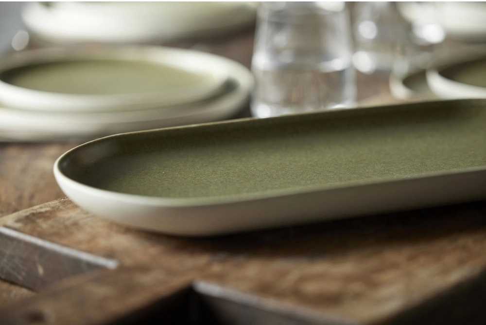 Studio Round Kameninový servírovací tác North 38 x 19 cm White/Matte Moss