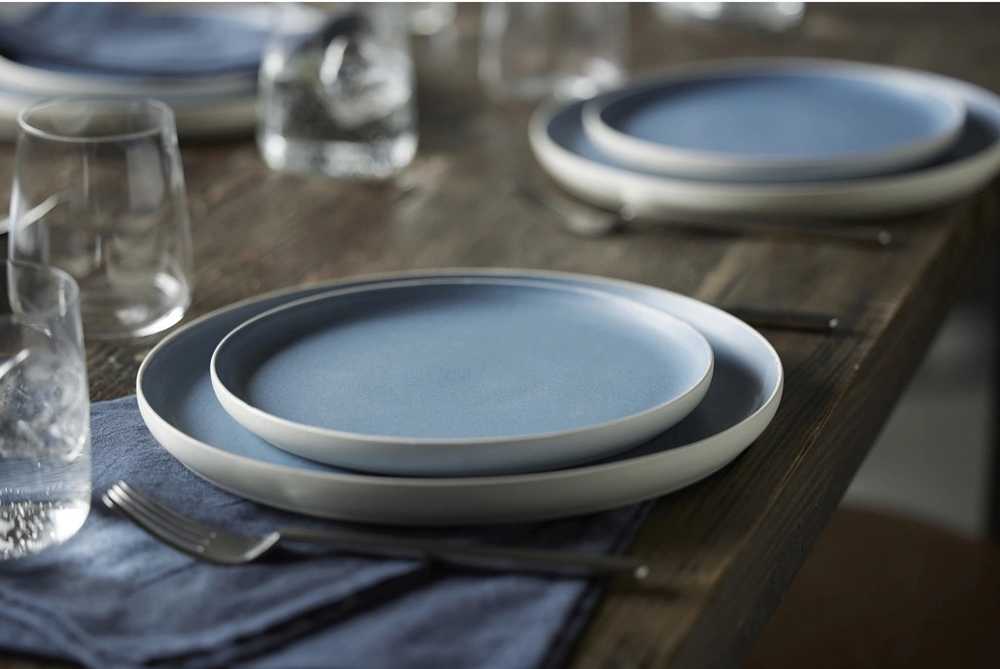 Studio Round Kameninový mělký talíř North 27 cm White/Matte River