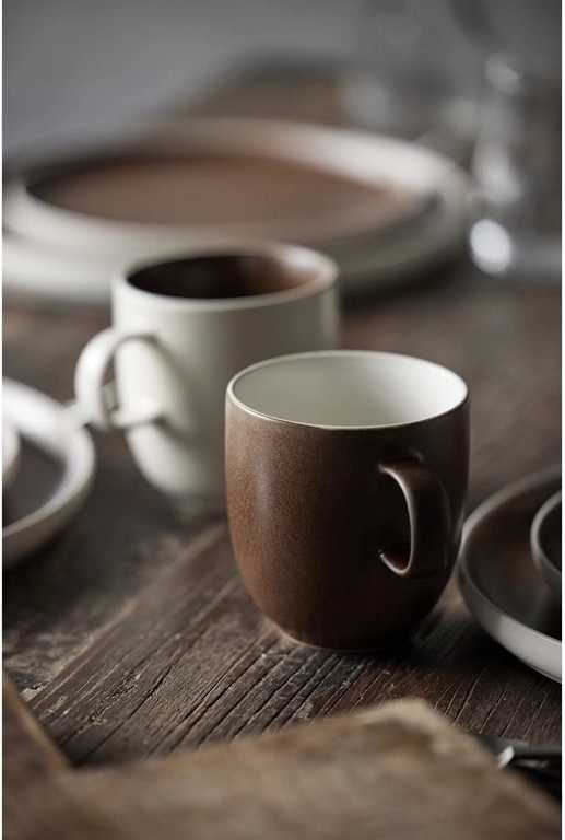 Studio Round Kameninový hrnek North 33 cl Matte Bark/White