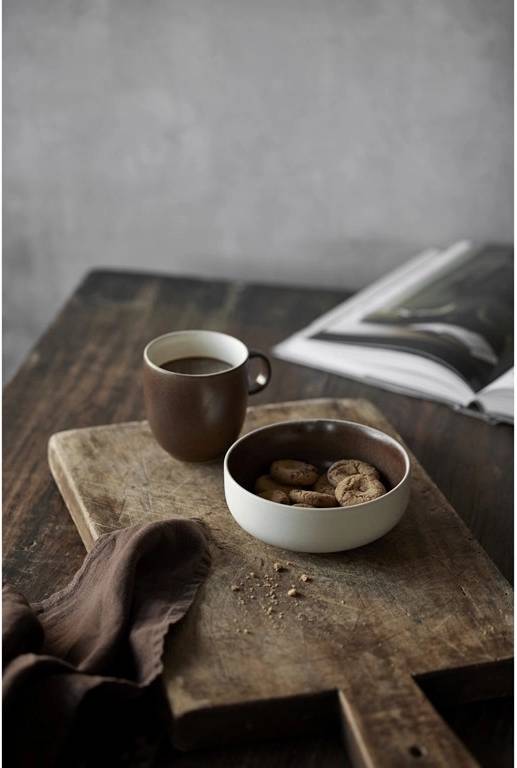 Studio Round Kameninový hrnek North 33 cl Matte Bark/White