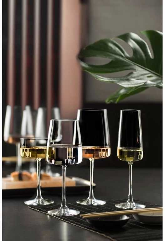 Lyngby Glas Sklenice na šampaňské Zero 26cl (4 ks)