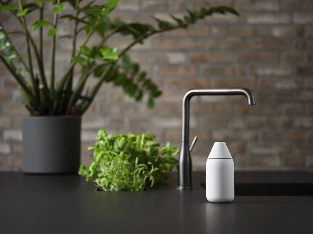 Zone Denmark Kuchyňský dávkovač mýdla Singles Warm Grey