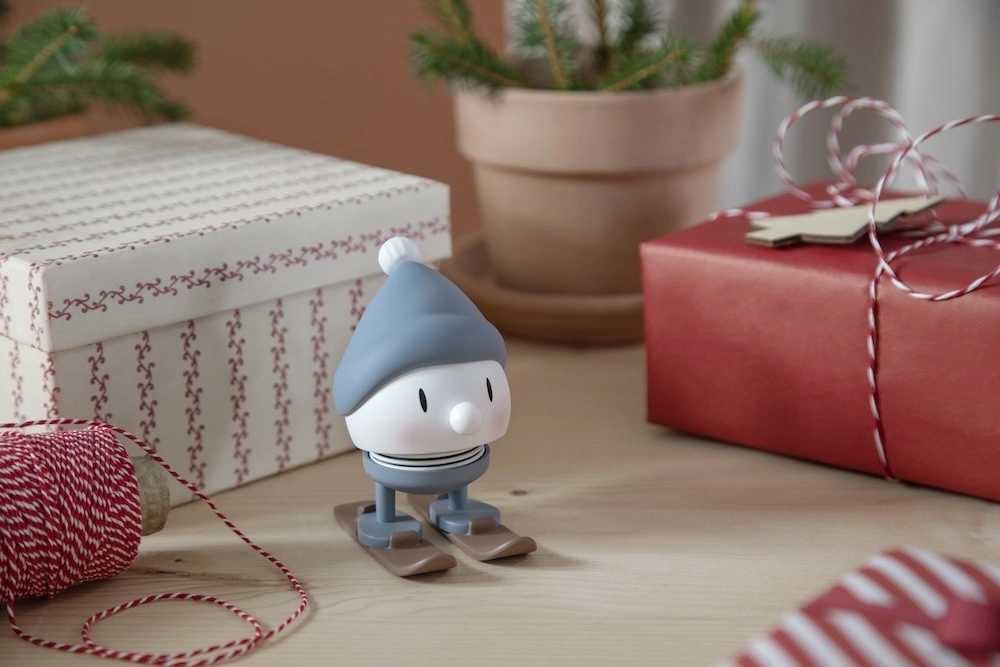 Hoptimist Figurka Hoptimist Lyžař Bimble S Sky