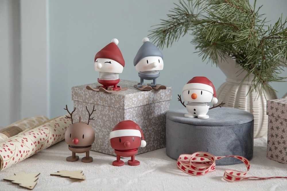 Hoptimist Figurka Hoptimist Sněhulák Santa Soft S Bílá
