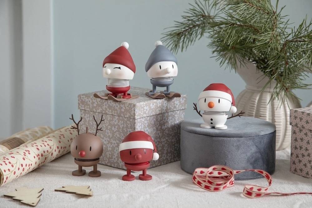 Hoptimist Figurka Hoptimist Santa Bumble Soft S Red