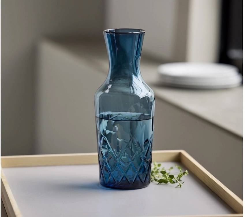 Lyngby Glas Karafa na vodu Sorrento 1l Blue