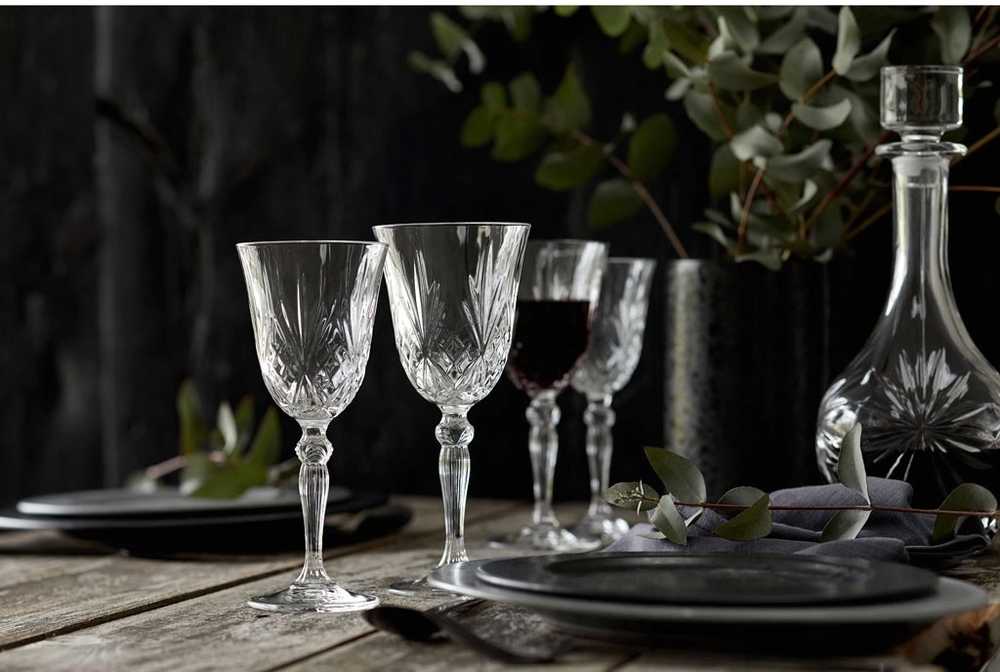 Lyngby Glas Sklenice na červené víno Melodia (4 ks)