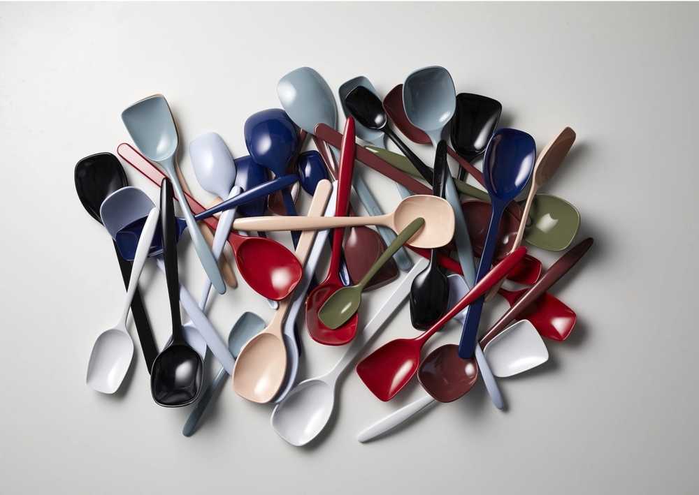 Rosti Kuchyňská lžíce široká Classic Red