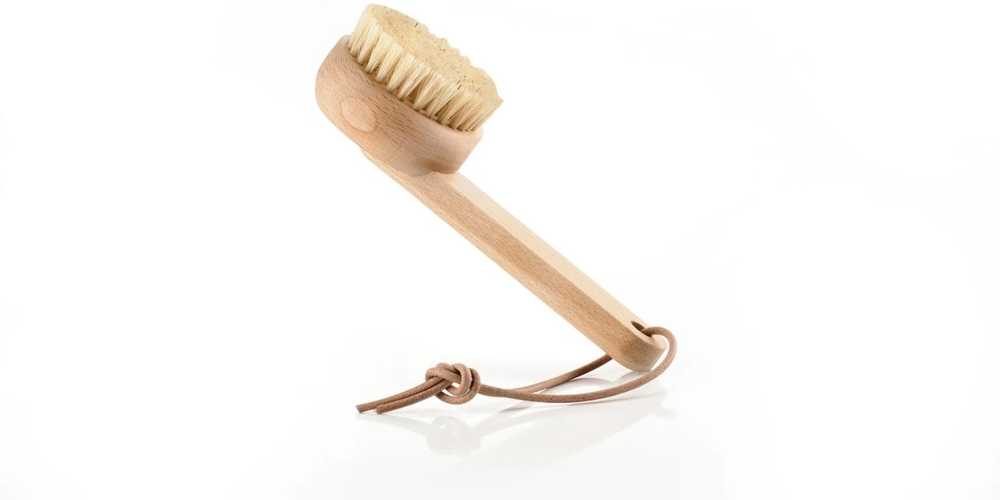 Zone Denmark Koupelný kartáč Inu 18,4 cm