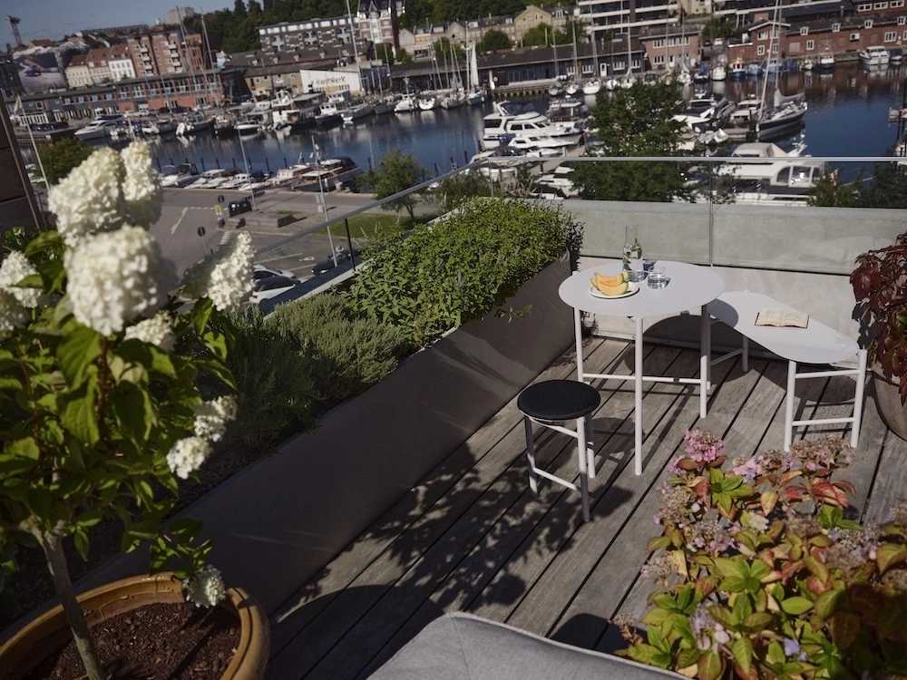 Zone Denmark Podsedák pro židle Disc 33x2,2cm Black