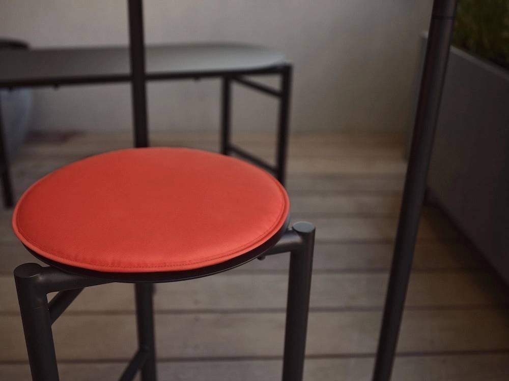 Zone Denmark Podsedák pro židle Disc 33x2,2cm Orange Crush