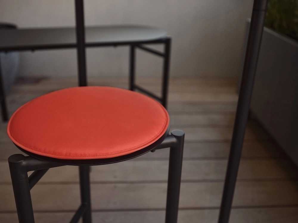 Zone Denmark Podsedák pro židle Disc 33x2,2cm Orange Crush