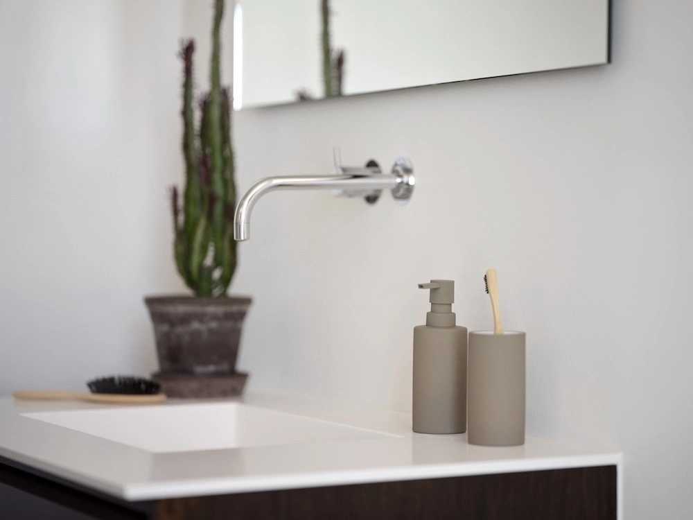 Zone Denmark Kelímek na zubní kartáček Solo Taupe