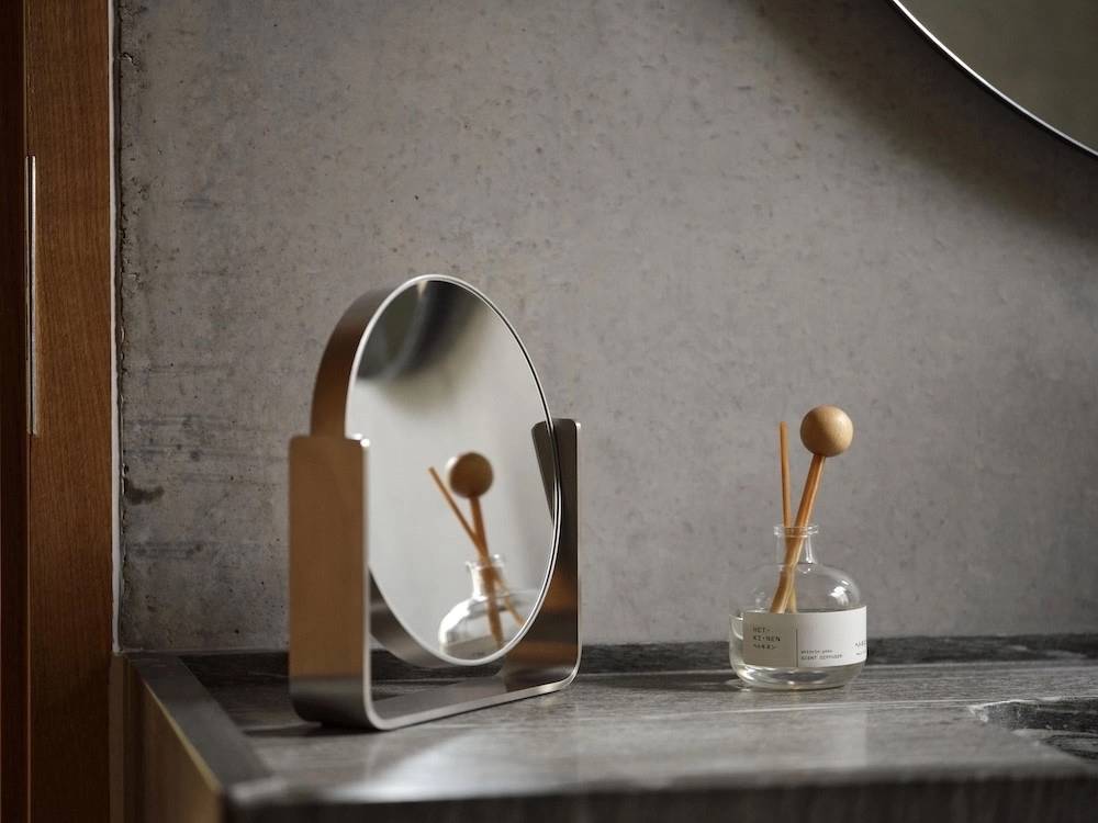 Zone Denmark Kosmetické stolní zrcadlo Ume Steel