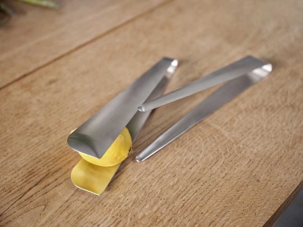 Zone Denmark Kuchyňská pinzeta Singles Steel 26 cm