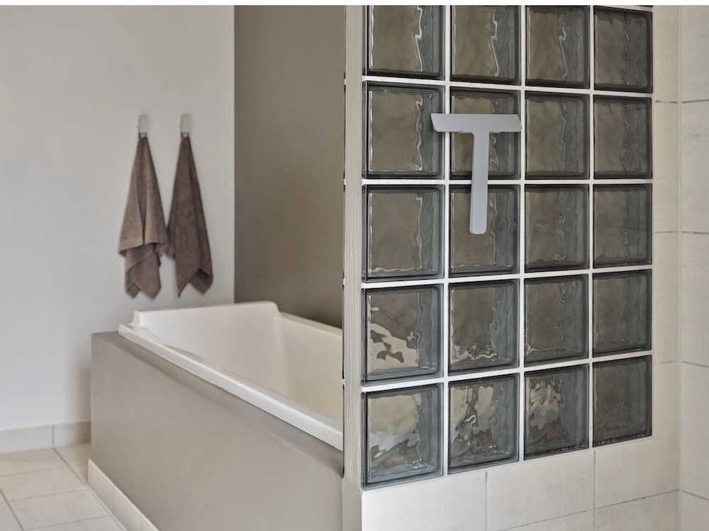 Zone Denmark Koupelnová stěrka se stojánkem Ume Soft Grey