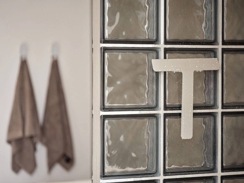 Zone Denmark Koupelnová stěrka se stojánkem Ume Taupe