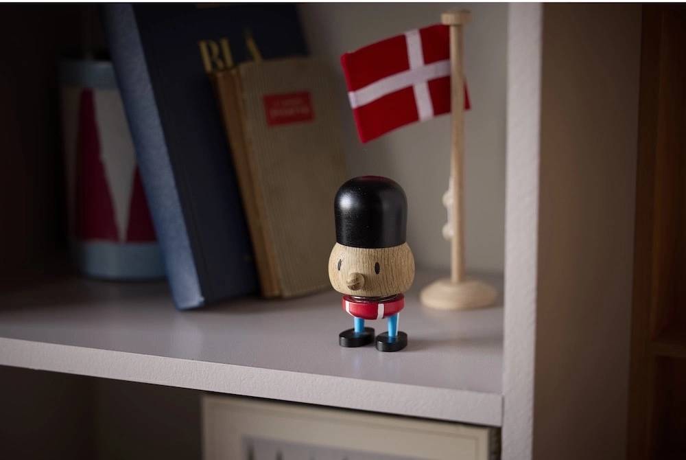 Hoptimist Figurka Hoptimist GuardsmanS Raw Oak