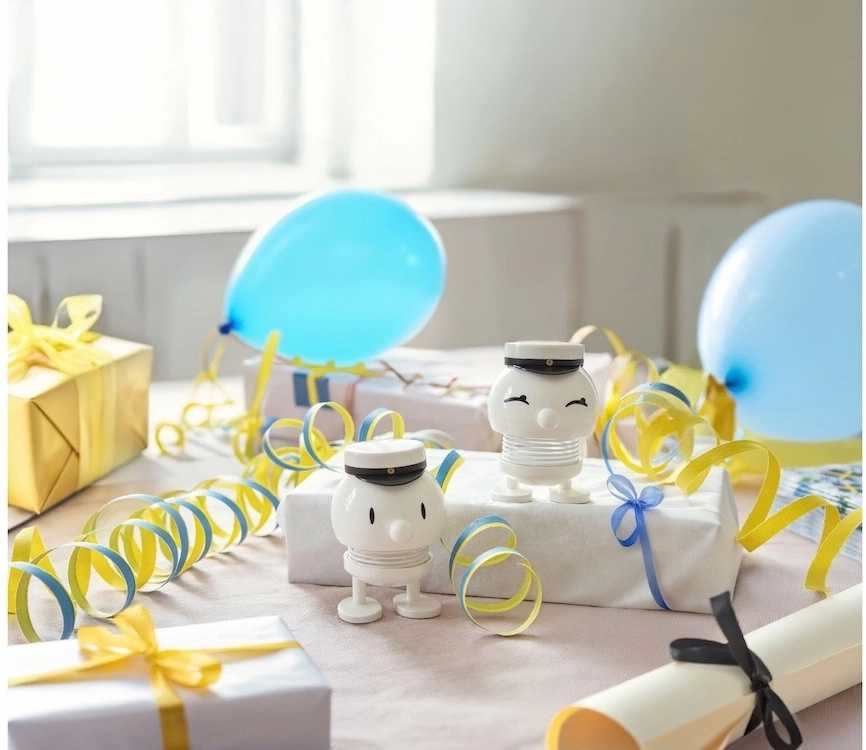 Hoptimist Figurka Hoptimist Švédsky student Bumble S White