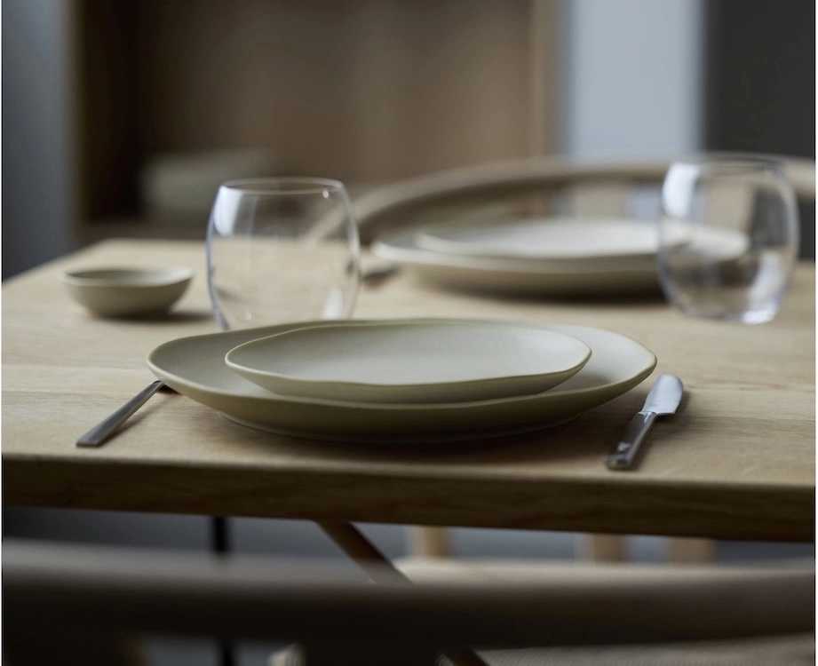 Villa Collection Kameninový mělký talíř Shoku Warm Brown 20 cm