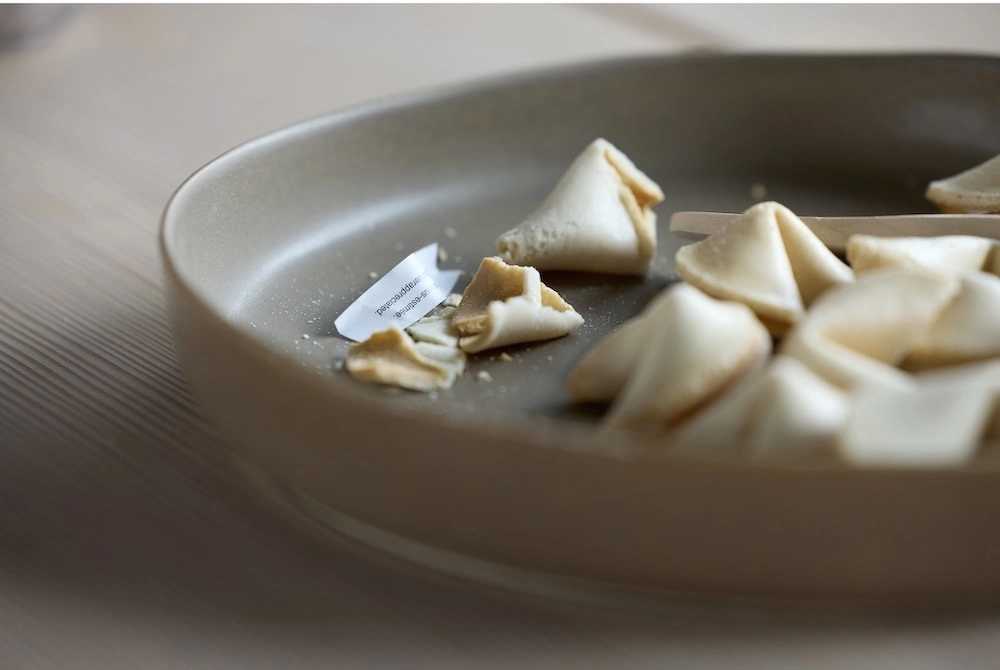 Villa Collection Kameninová servírovací mísa Shoku Warm Brown 28 cm