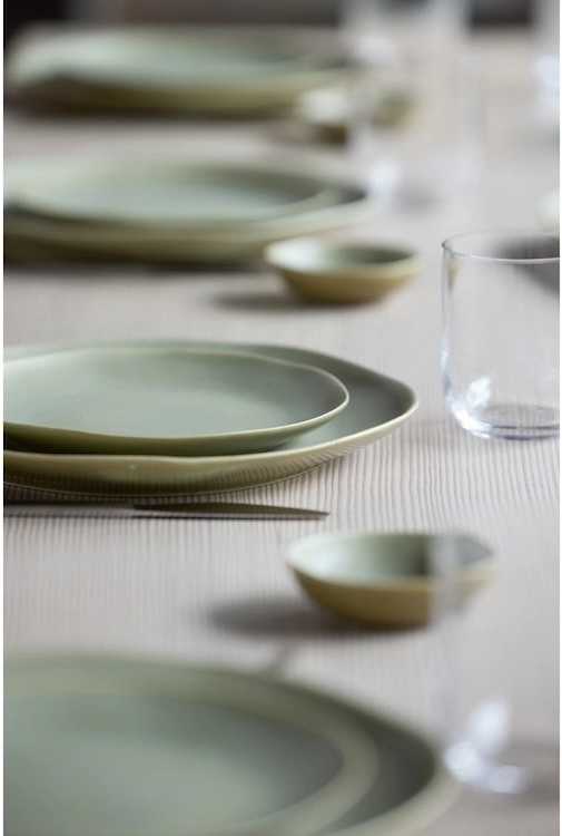 Villa Collection Kameninový mělký talíř Shoku Pure Green 20 cm