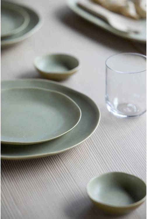 Villa Collection Kameninový mělký talíř Shoku Pure Green 20 cm