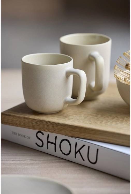 Villa Collection Kameninový hrnek s ouškem Shoku Soft Beige 33 cl