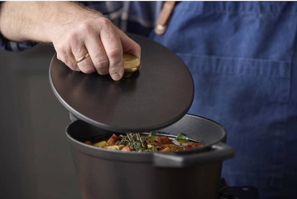 Holm Litinový kastrol kulatý 3,6l Black 