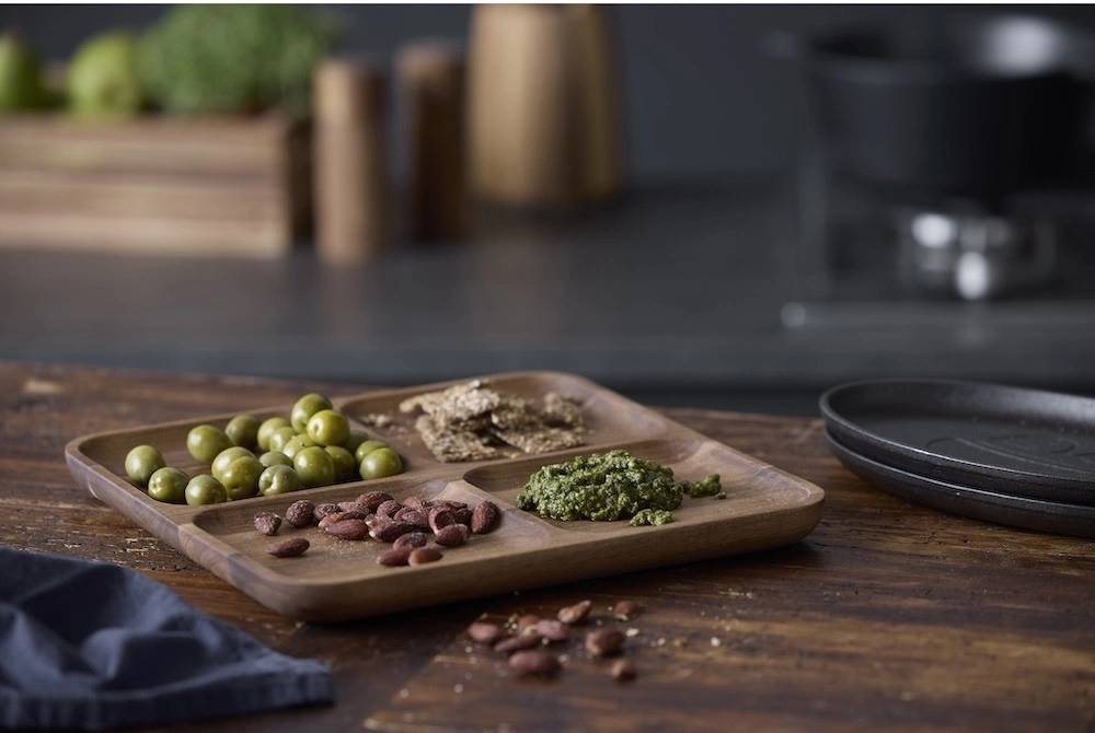 Holm Servírovací tác z akáciového dřeva