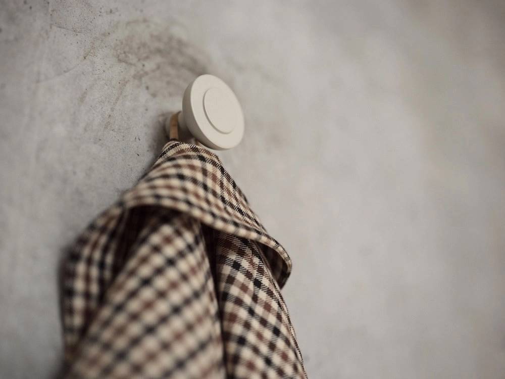 Zone Denmark Háček na zeď Sensu Sand