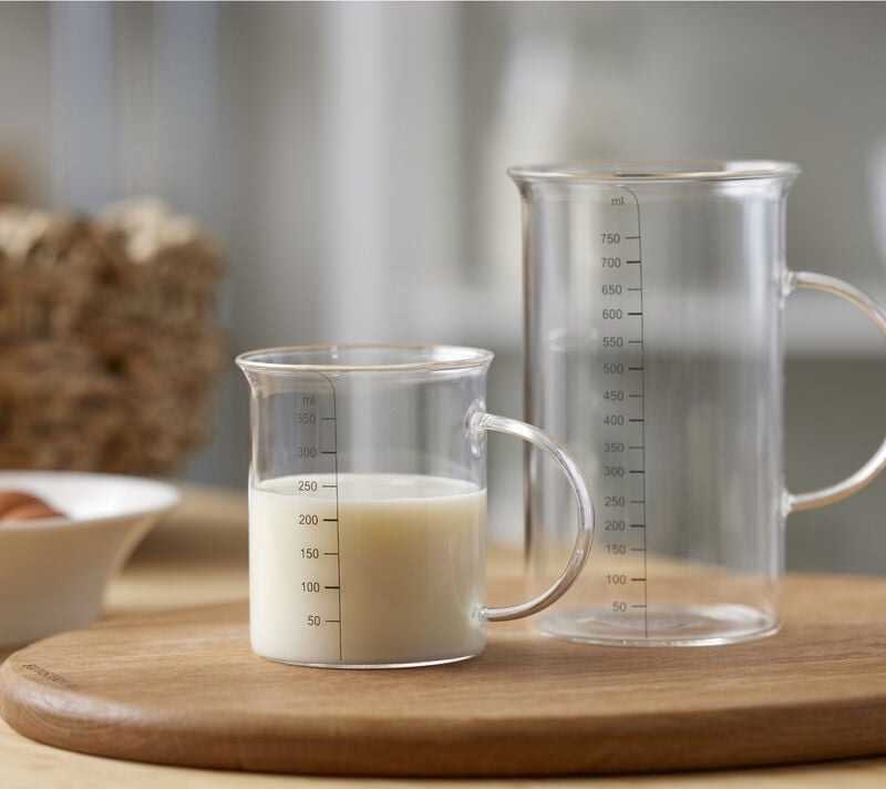 Blomsterbergs Skleněná kuchyňská odměrka 750ml