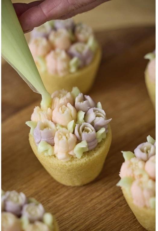 Blomsterbergs Forma na dort 22 cm Steel