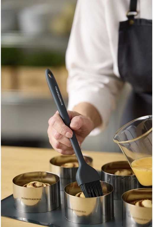 Blomsterbergs Forma na tvarování těsta 9x5cm (2ks)