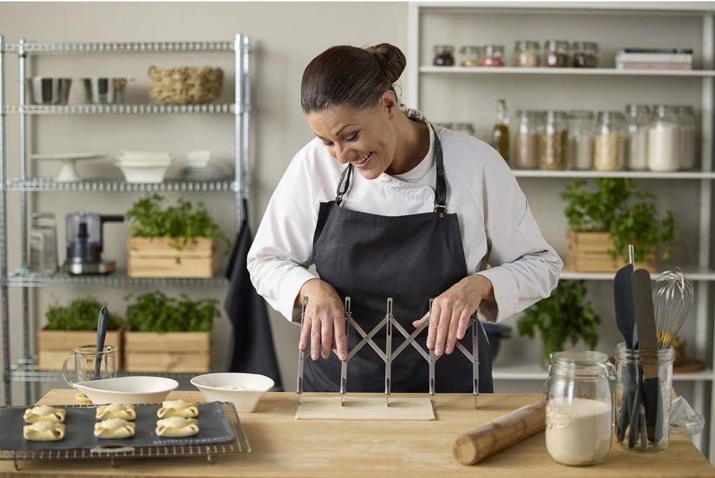 Blomsterbergs Kráječ na pečivo s 5 kolečky