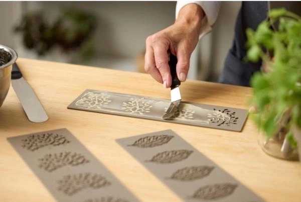 Blomsterbergs Silikonová forma na ozdoby čokoládové Větve Latte