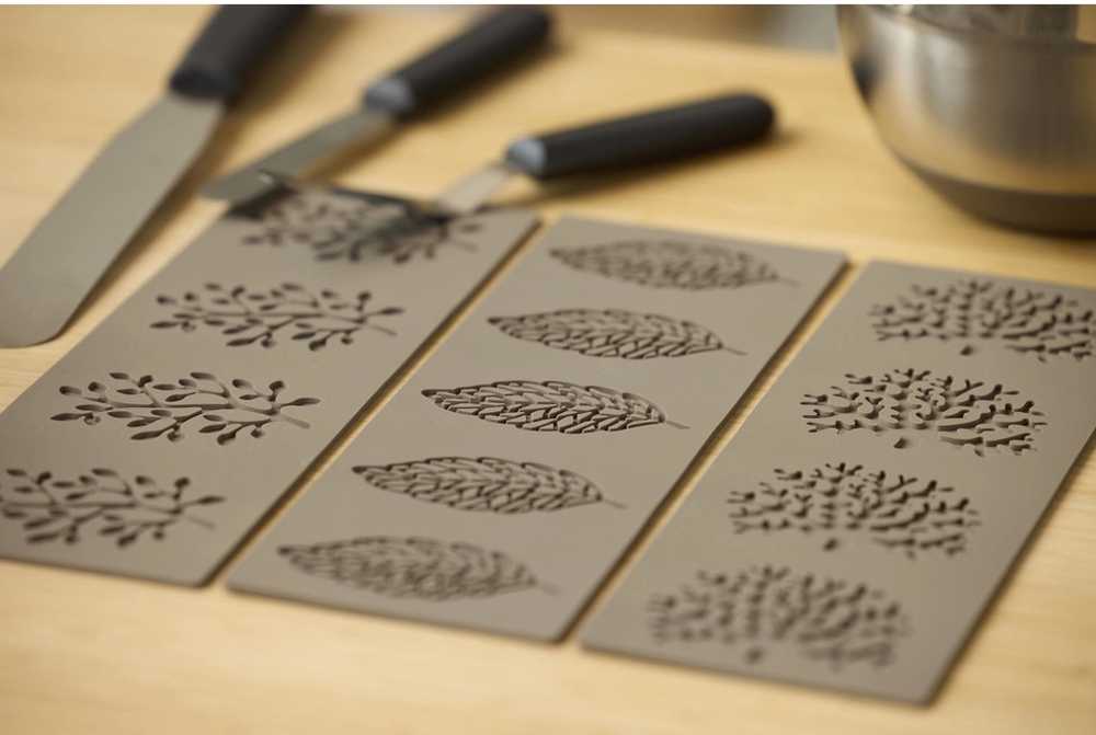 Blomsterbergs Silikonová forma na čokoládové ozdoby Strom Latte