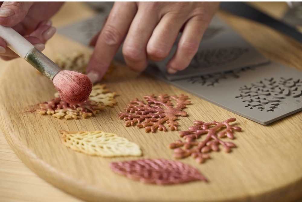 Blomsterbergs Silikonová forma na čokoládové ozdoby Strom Latte