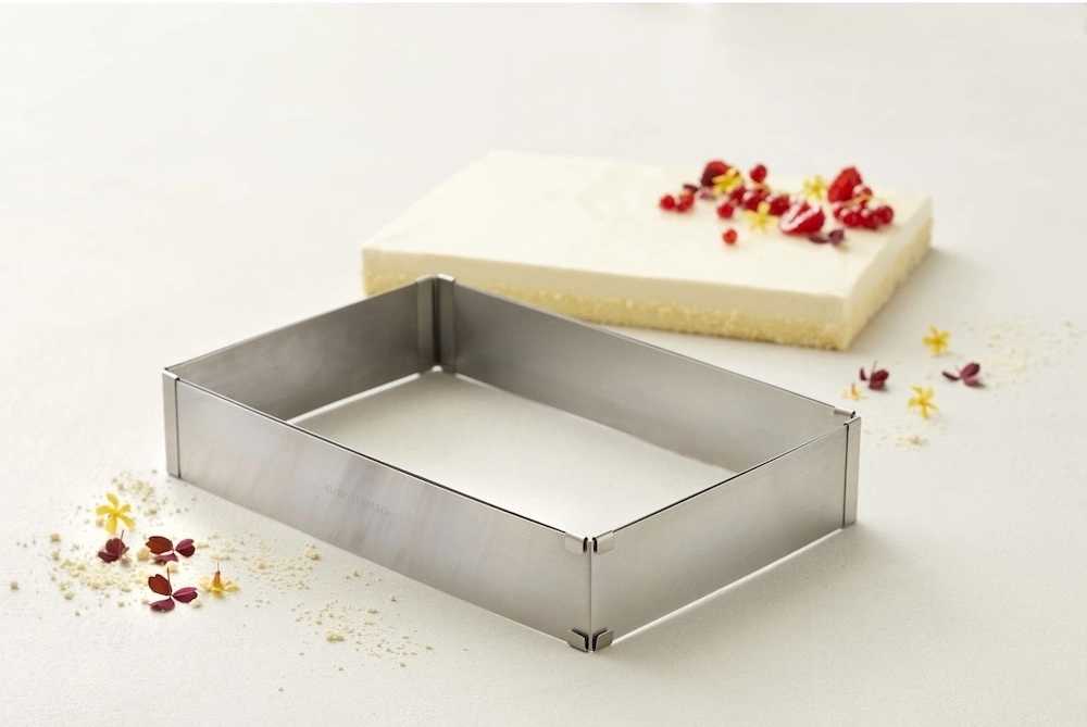 Blomsterbergs Nastavitelný dortový rám 28 x 18 x 5cm