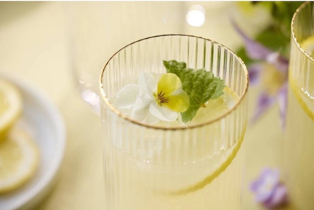 Lyngby Glas Sklenice Palermo Gold 50 cl (4 ks)