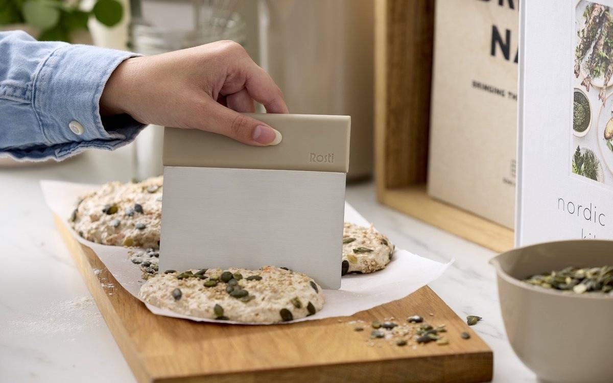 Rosti Kráječ na těsto Emma 12x13 Humus