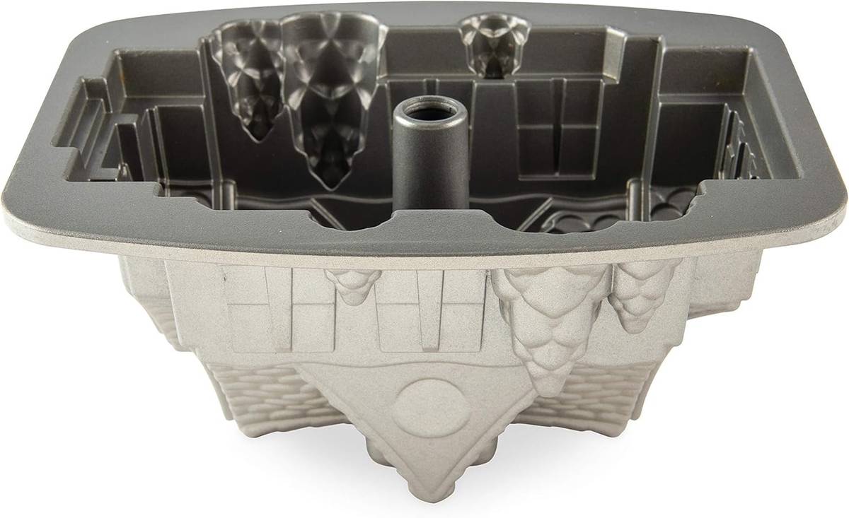 Nordic Ware Holiday Silver Collection Forma na bábovku DOMEČEK