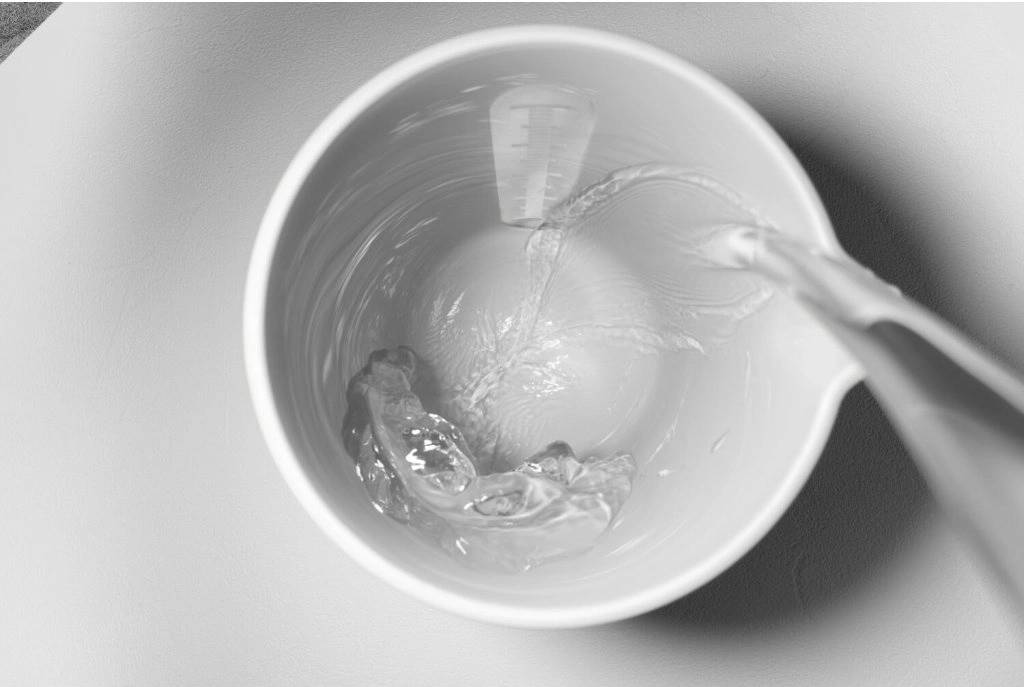 BlimPlus Odměrka Qb Arctic White 500 ml